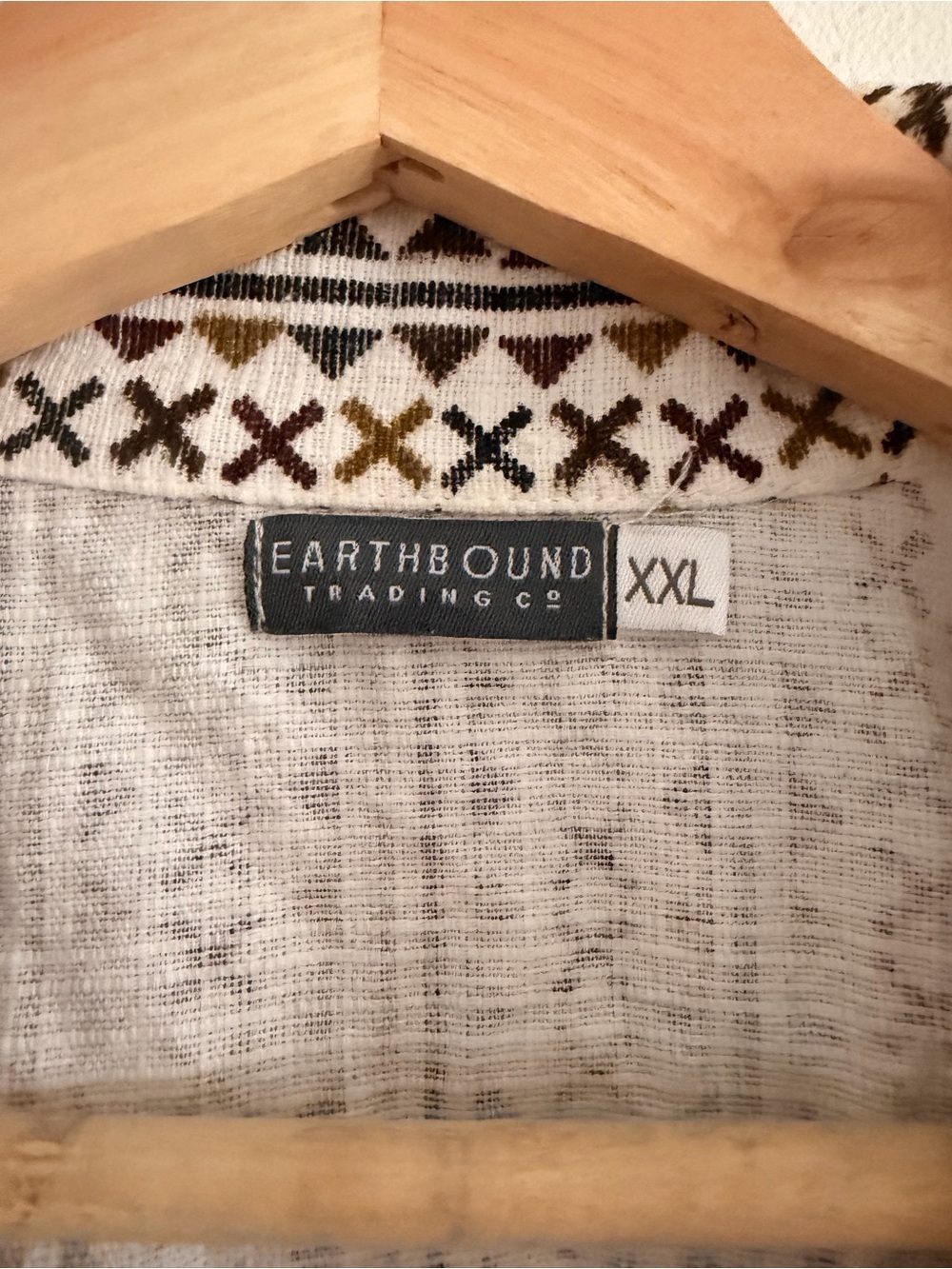 Men's Tribal Patterned Button-Up - Picture 3 of 7